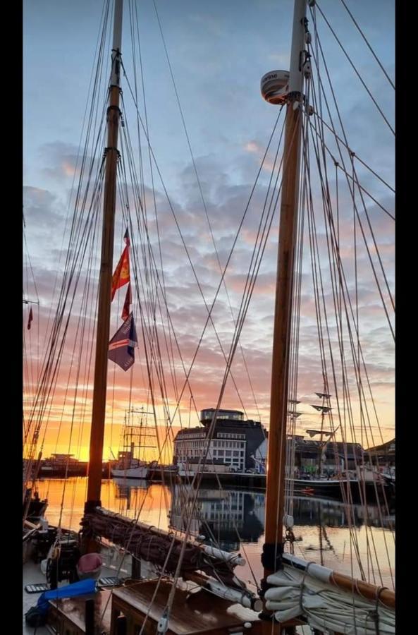 Le Reflet Des Voiles Face Au Port De Fecamp Apartment Ngoại thất bức ảnh